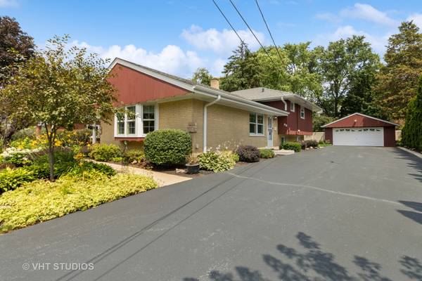 53 N Main ST, Glen Ellyn, IL 60137