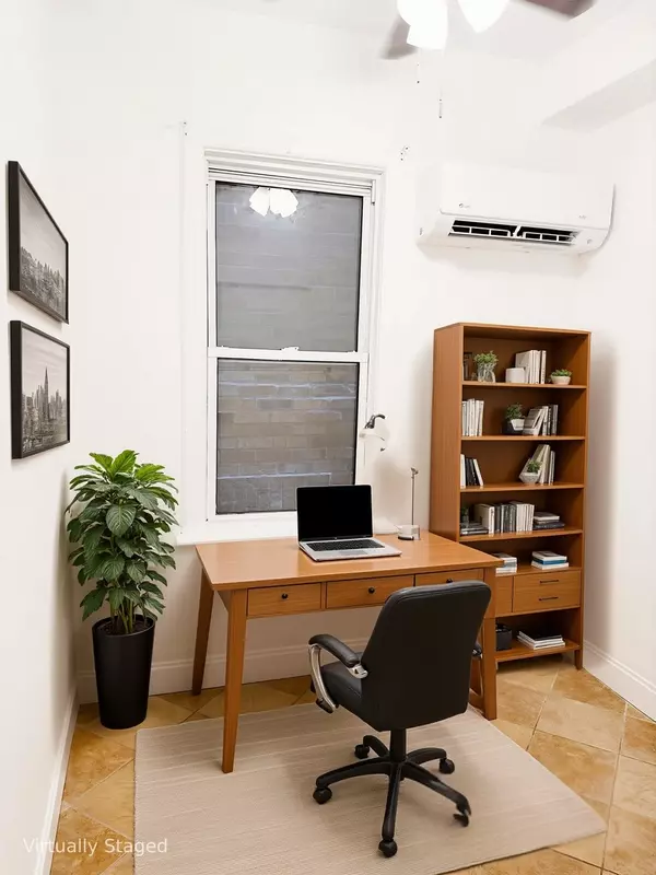 Chicago, IL 60647,2638 W Belden AVE #2