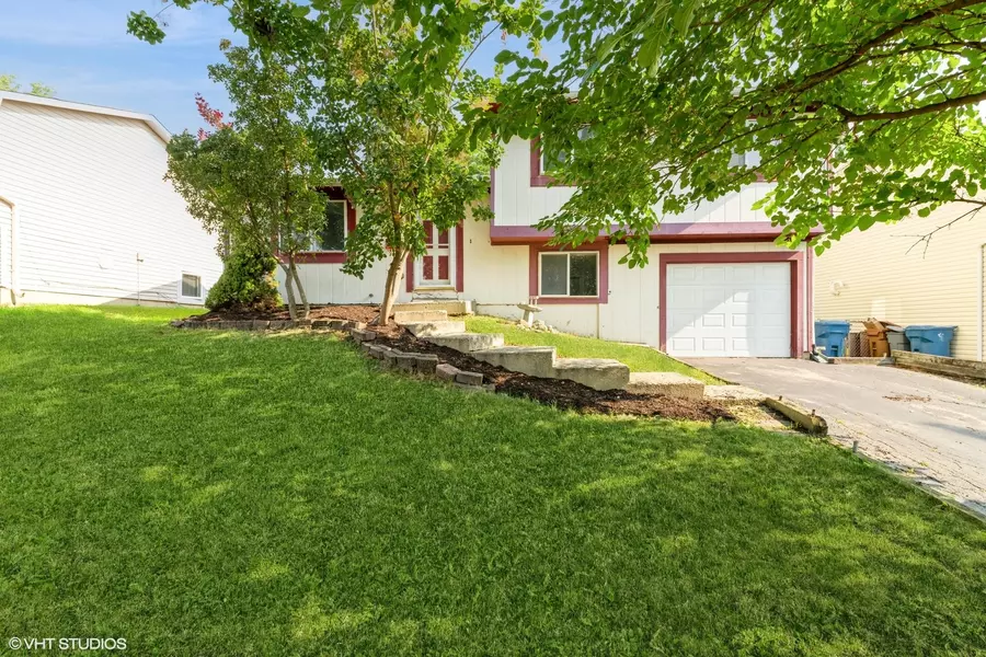 80 W NEVADA AVE, Glendale Heights, IL 60139