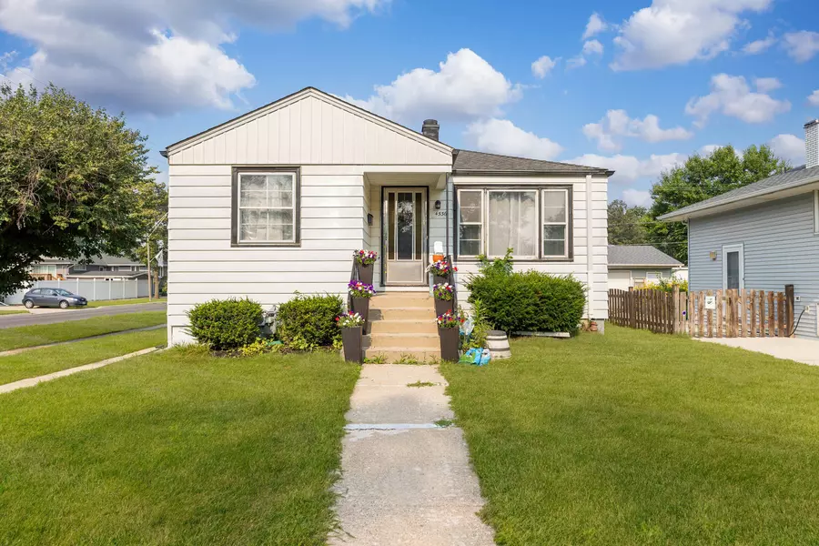 4536 Oak Park AVE, Forest View, IL 60402