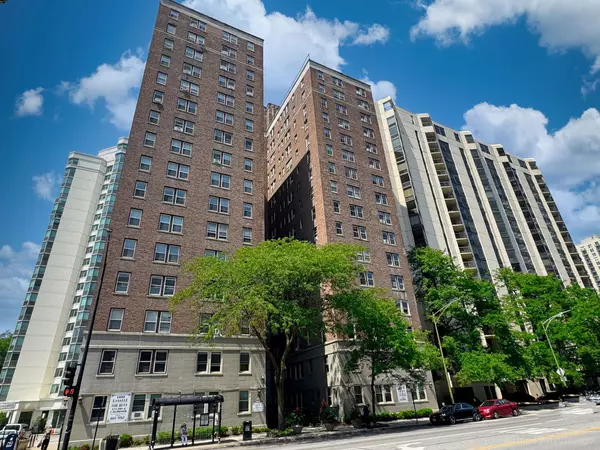 1100 N Lasalle ST #1620, Chicago, IL 60610
