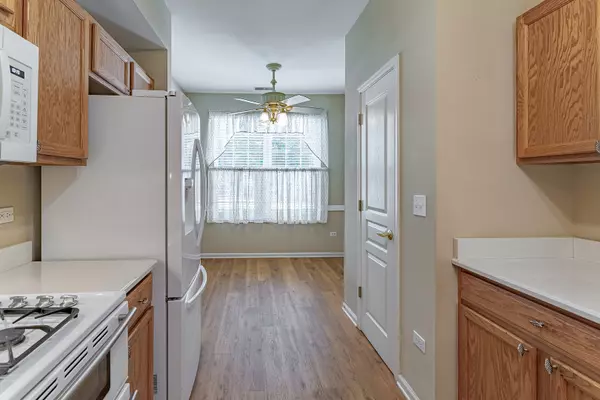 Huntley, IL 60142,13922 Palisades AVE