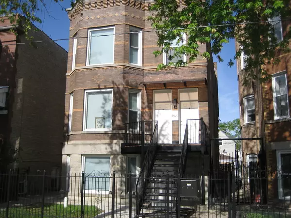 1920 N Keystone AVE #2, Chicago, IL 60639