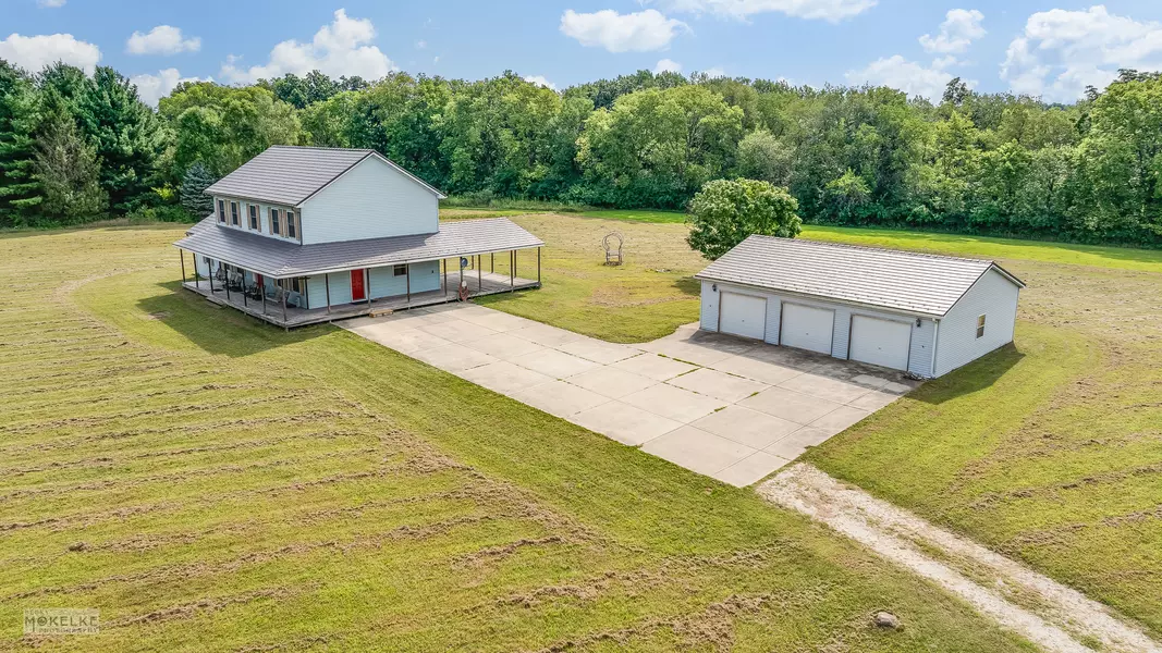 8124 A Finnie RD, Newark, IL 60541