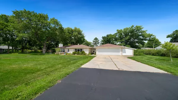 Loves Park, IL 61111,402 Glendale RD