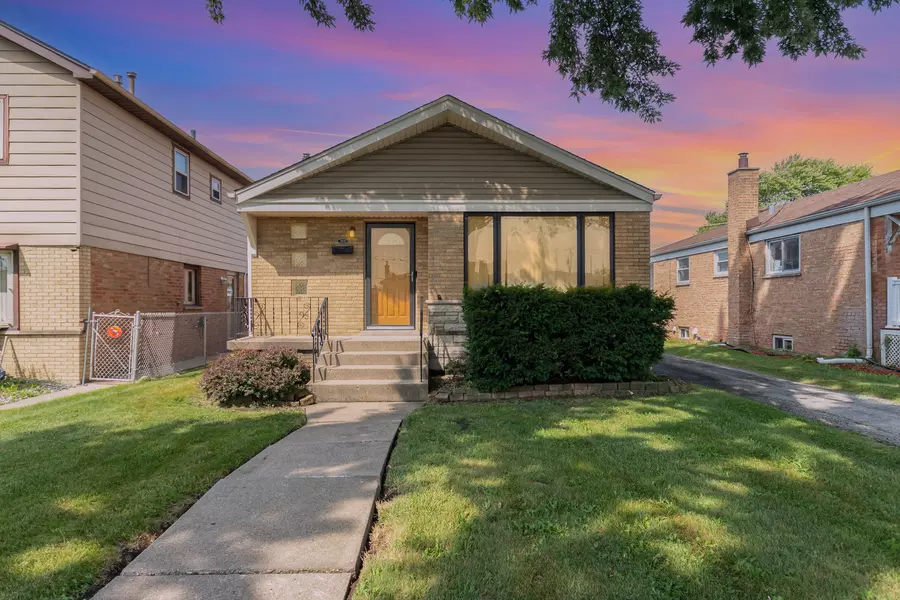 7802 Mulligan AVE, Burbank, IL 60459