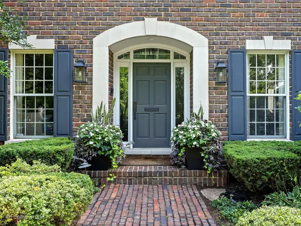 Clarendon Hills, IL 60514,57 Bonnie LN