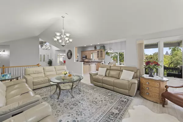 Orland Park, IL 60467,16328 Bob White CIR