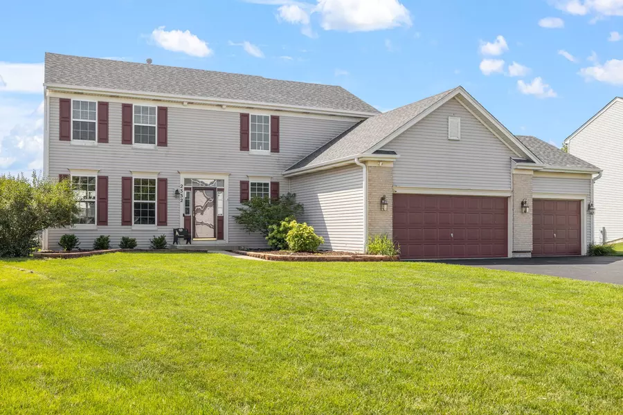 2332 Winterthur Green, Yorkville, IL 60560