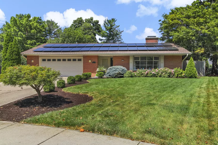 5 Lincoln CT, Champaign, IL 61821