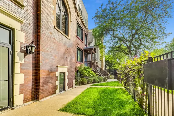 Chicago, IL 60647,1847 N Kedzie AVE #1N