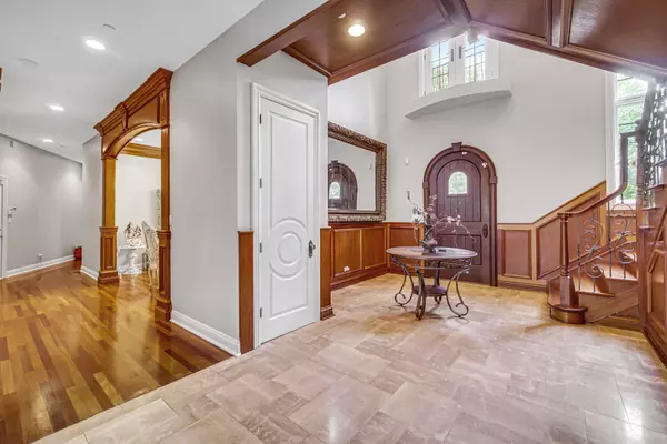 Long Grove, IL 60047,4377 Oak Creek LN