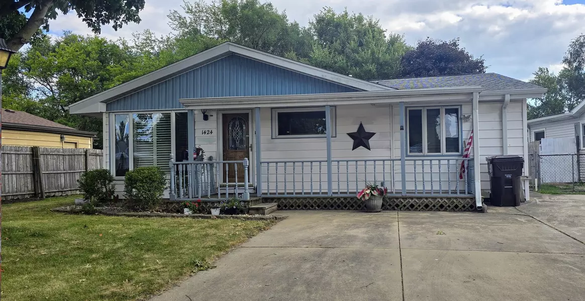 1424 Harper DR, Rantoul, IL 61866