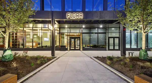 1114 W Carroll AVE #PH-3202, Chicago, IL 60607