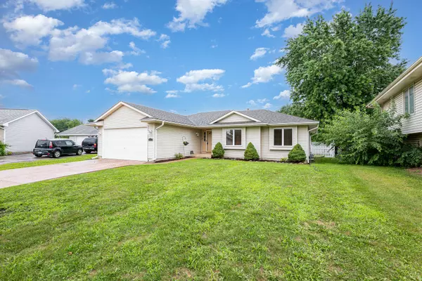 6610 Leupold LN, Plainfield, IL 60586