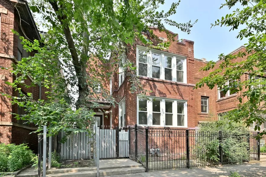 6532 N Ashland AVE, Chicago, IL 60626