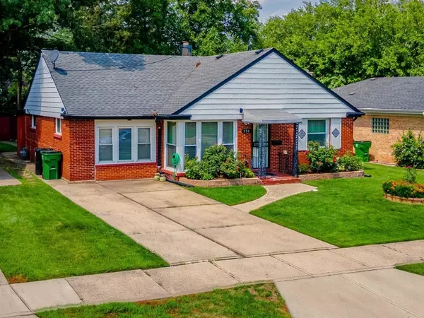 920 Suffolk AVE, Westchester, IL 60154