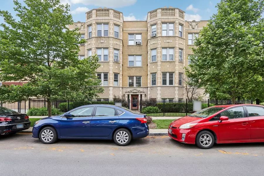 6203 N Oakley ST #3, Chicago, IL 60659