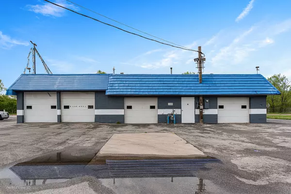 13727 S Halsted ST, Riverdale, IL 60827