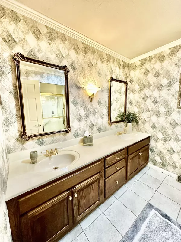 Streator, IL 61364,1407 Sharon RD