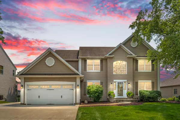Algonquin, IL 60102,1521 Boulder Bluff LN