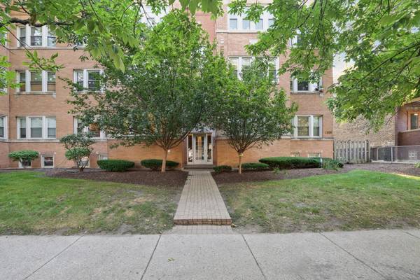 4045 N Southport AVE #1, Chicago, IL 60613