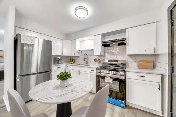 Harvey, IL 60426,15812 Lincoln AVE