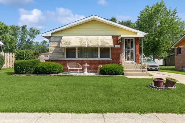 223 Lynn LN, Chicago Heights, IL 60411