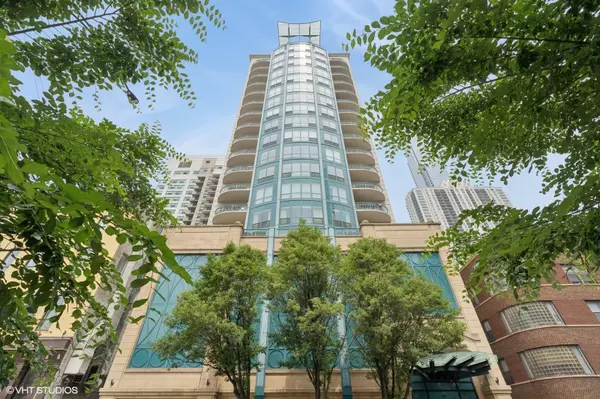 60 W Erie ST #1302, Chicago, IL 60654