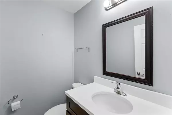 Glenview, IL 60026,1772 Pickwick LN #2