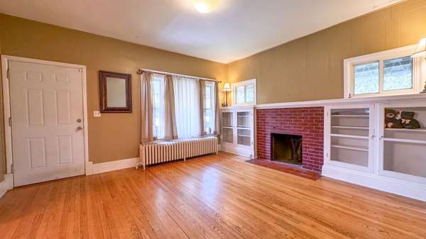 Waukegan, IL 60085,241 N Ash ST