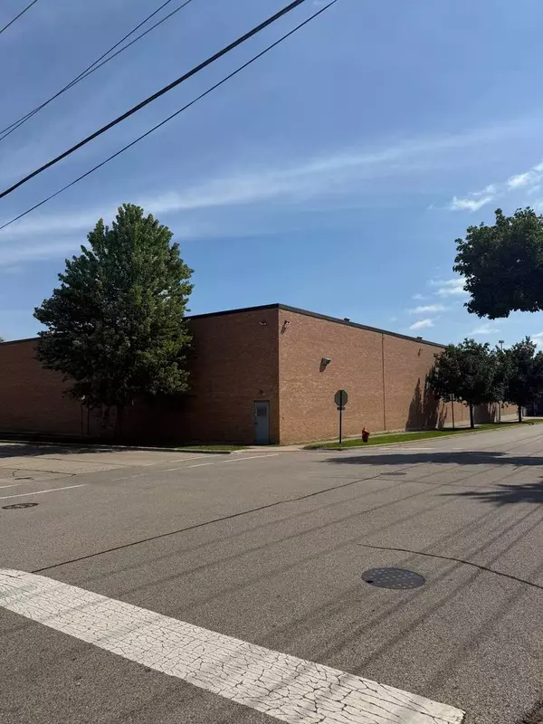 Libertyville, IL 60048,410-520 E Church ST