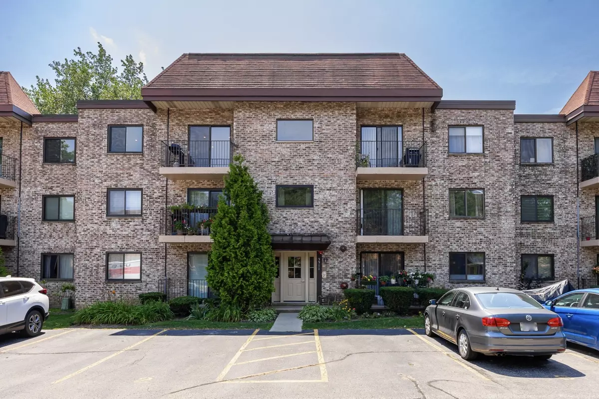 Rolling Meadows, IL 60008,5511 Chateau DR #5