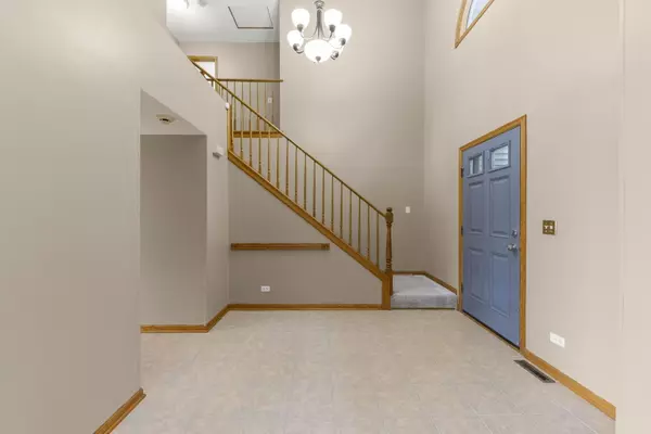 Bolingbrook, IL 60490,764 Springbrook LN