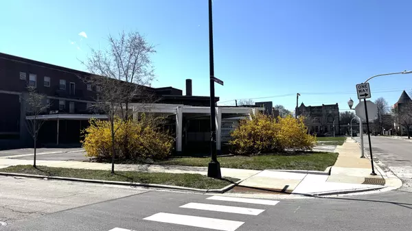4200 S King DR, Chicago, IL 60653