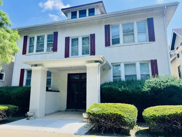 532 Highland AVE #1F, Oak Park, IL 60304