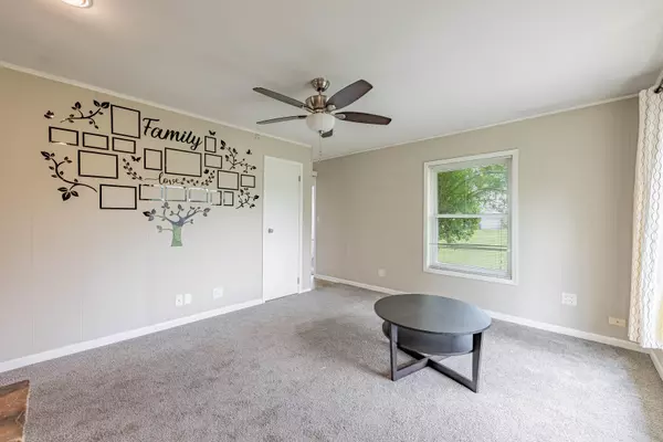 Crest Hill, IL 60403,2329 Carnation DR #2329