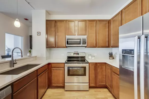 Chicago, IL 60616,1629 S Prairie AVE #2507