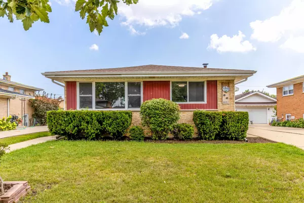 Morton Grove, IL 60053,8907 Oak Park AVE