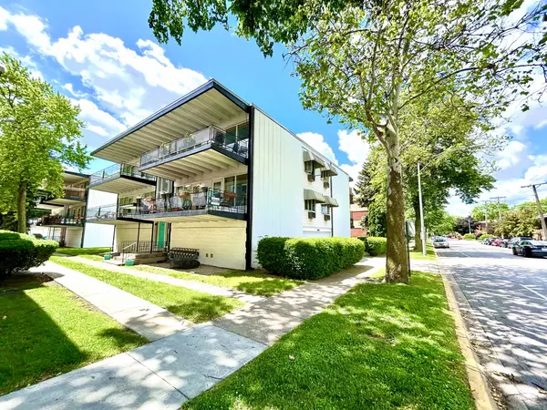 7446 Franklin ST #1NE, Forest Park, IL 60130