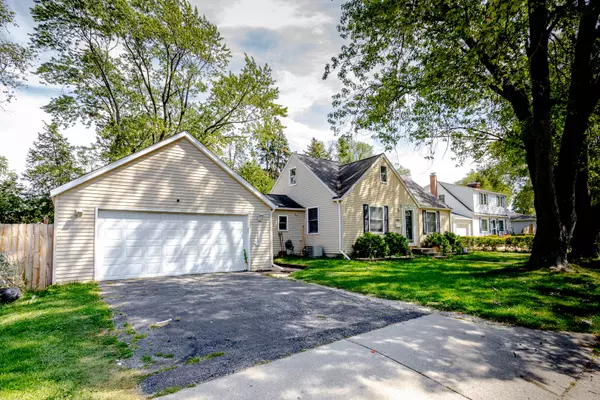 Joliet, IL 60435,1406 N May ST