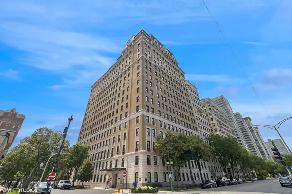3500 N Lake Shore DR #6C, Chicago, IL 60657