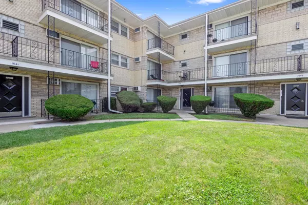1025 - 49 Vermont ST, Calumet Park, IL 60827