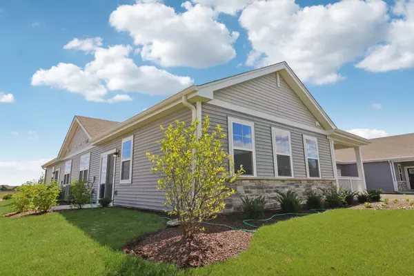 Pingree Grove, IL 60140,2377 Glacier ST