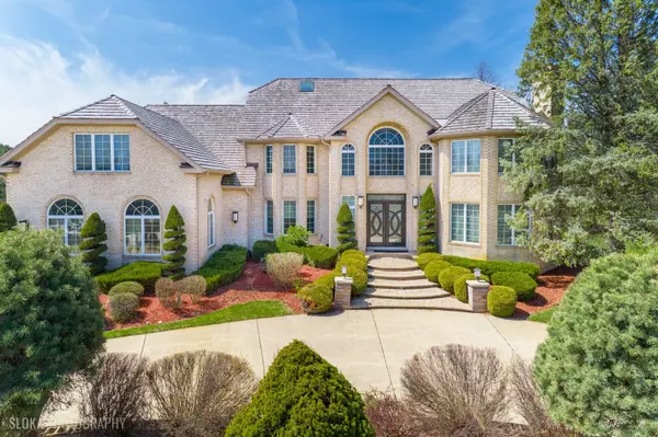 South Barrington, IL 60010,22 Westlake DR