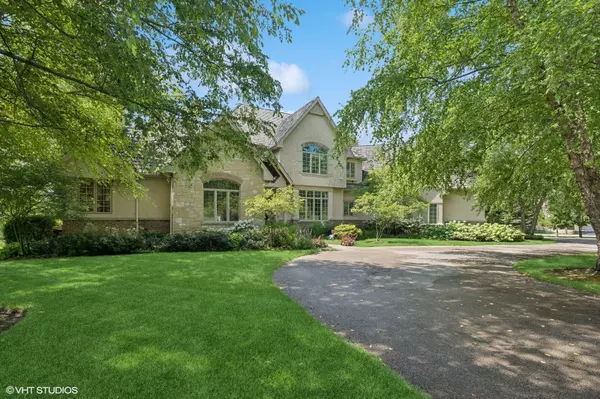 4904 Clover CT, Long Grove, IL 60047