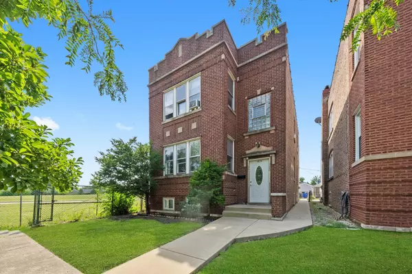 4629 W Parker AVE, Chicago, IL 60639