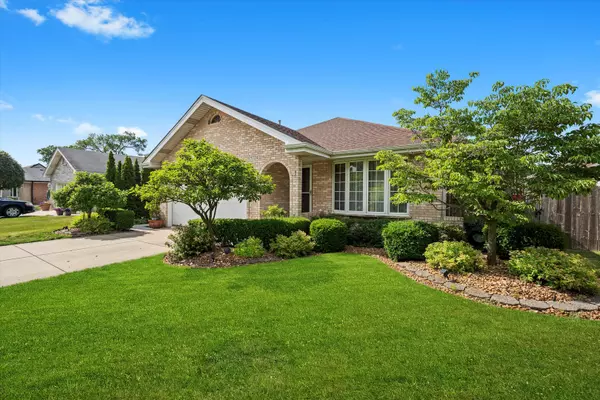 Burbank, IL 60459,5724 W 82nd PL