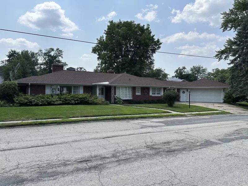 107 Towne ST, Morrison, IL 61270