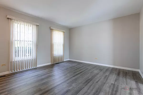 Gurnee, IL 60031,6965 Bentley DR